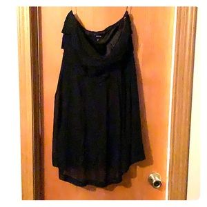 Strapless black express dress